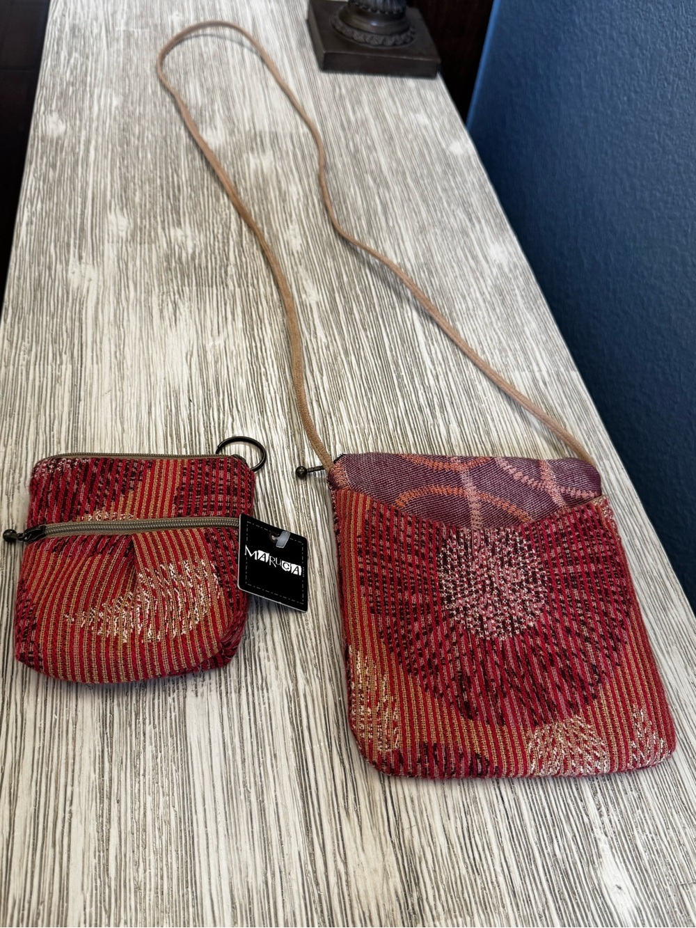 🆕 Maruca Red Floral Woven Crossbody Set with Coin Pouch